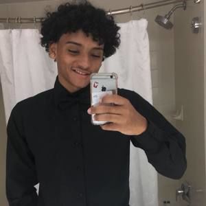 Meet your Posher, Julian